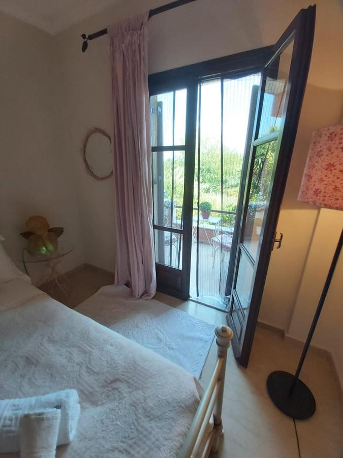 Eugenia Apartment Perama  Eksteriør bilde